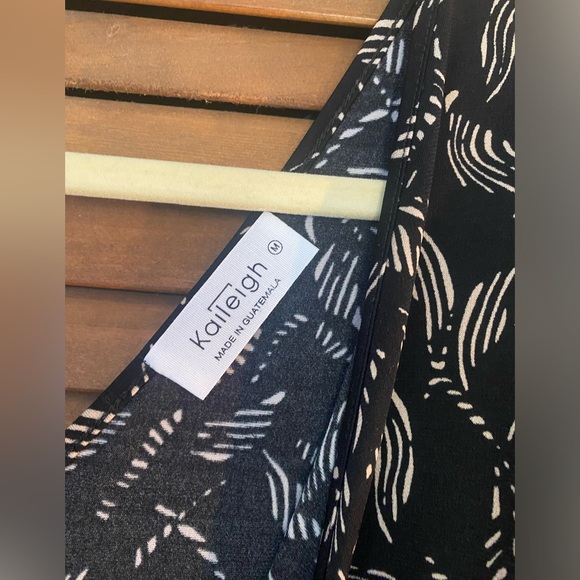 Maternity jumpsuit - with pockets!! - Picture 2 of 5